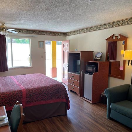 Days Inn & Suites By Wyndham Marshall Luaran gambar