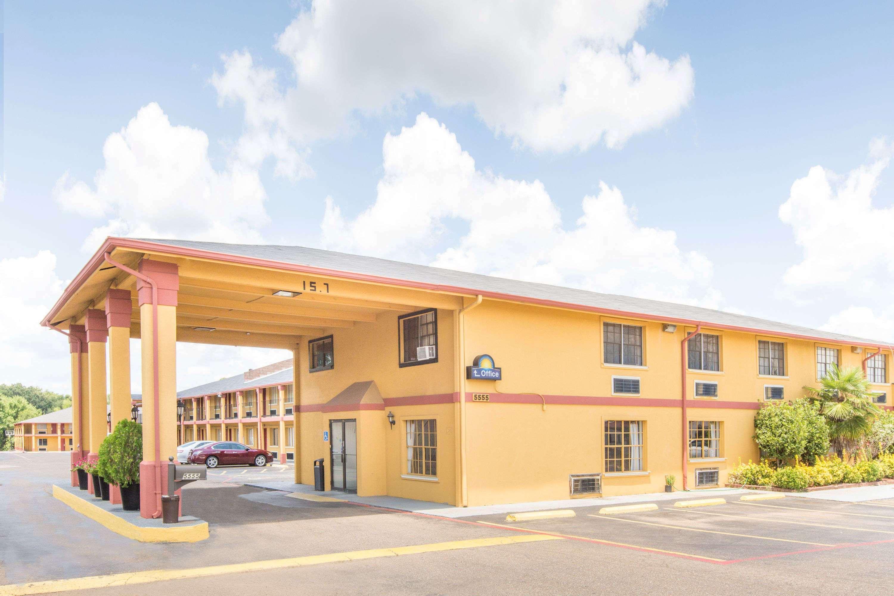 Days Inn & Suites By Wyndham Marshall Luaran gambar