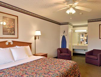Days Inn & Suites By Wyndham Marshall Bilik gambar